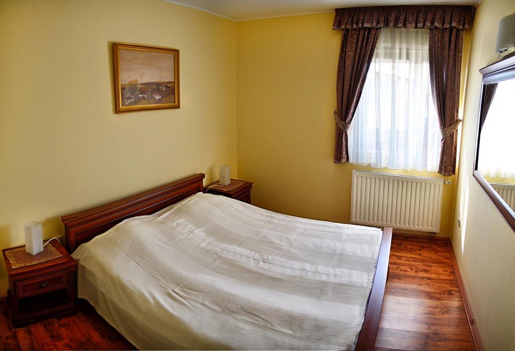 Polgár Panzió Villány Quarto foto